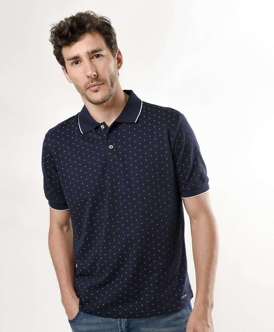 Polera hombre figuras cuello piqu&eacute;