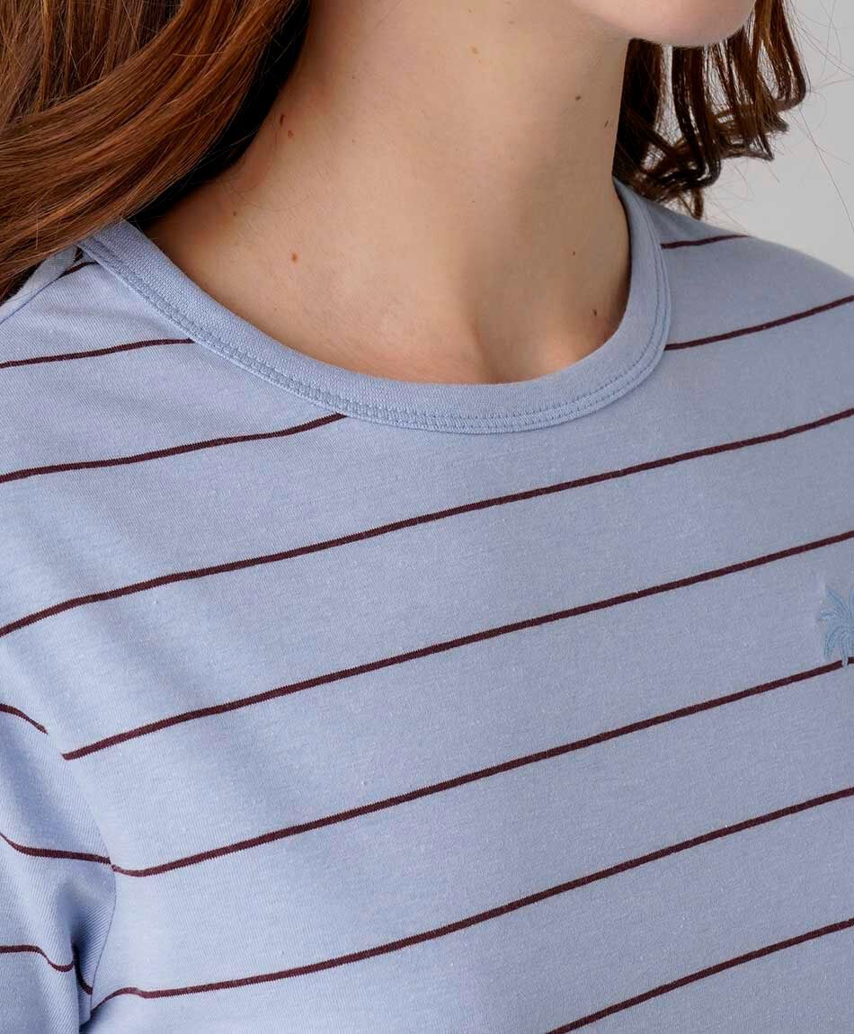 Polera mujer l&iacute;neas bordado