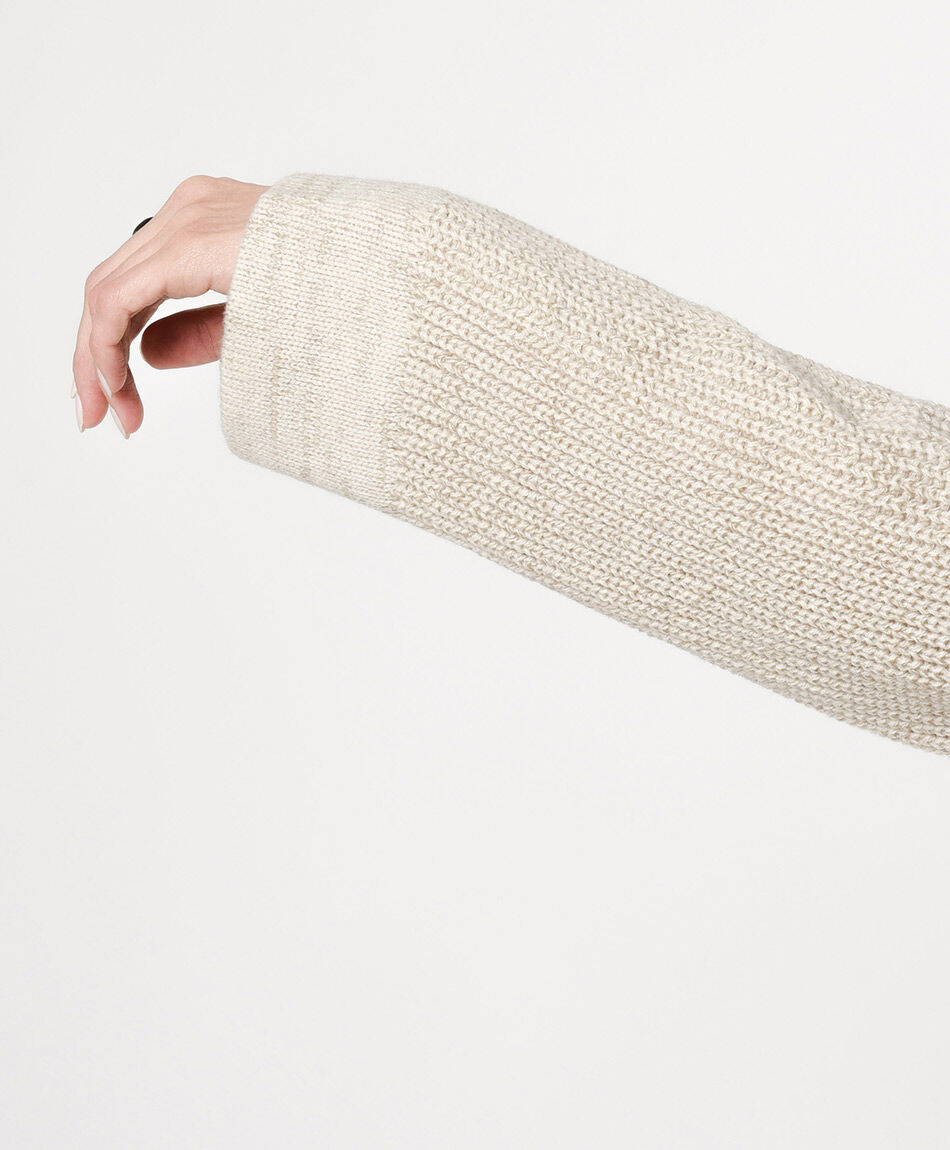 Sweater mujer cuello alto oversize