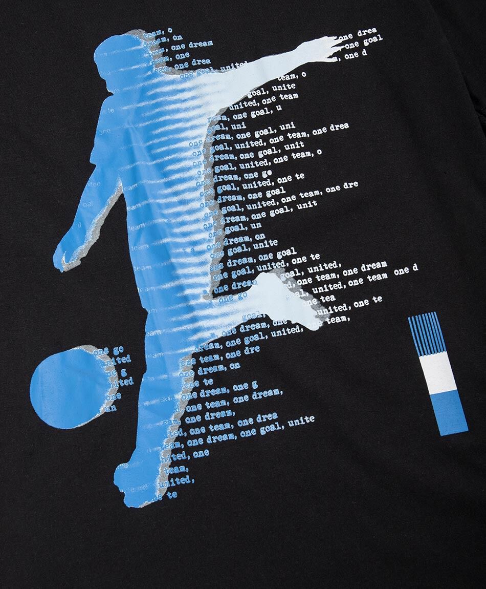 Polera ni&ntilde;o estampado f&uacute;tbol