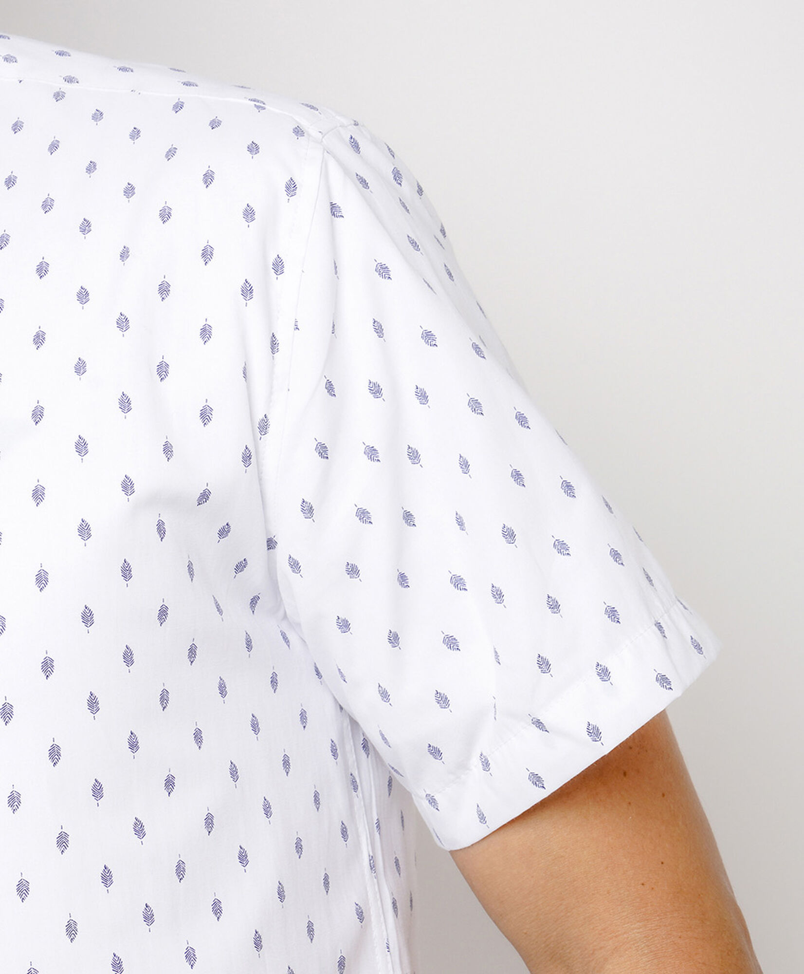 Camisa hombre diseño hojas Camisa hombre diseño hojas
