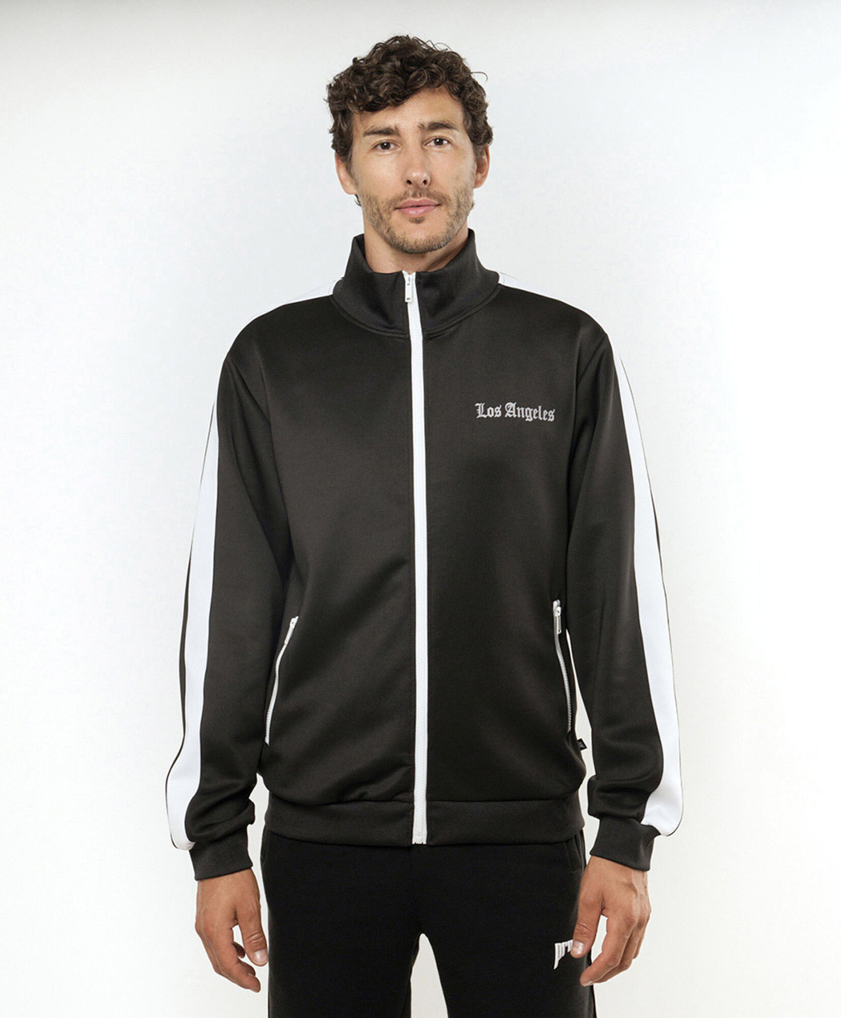 Polerón deportivo hombre línea lateral Polerón deportivo hombre línea lateral