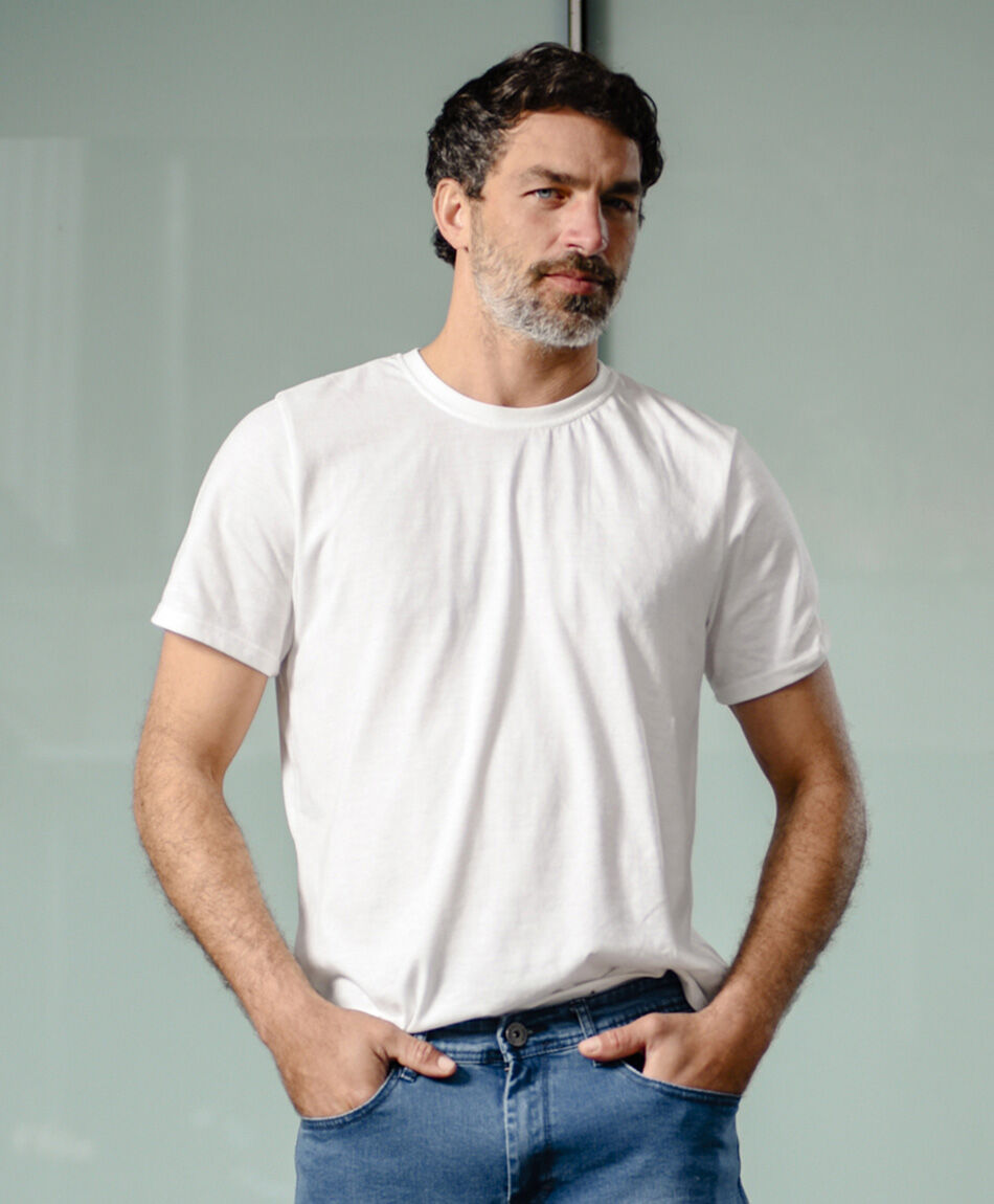 Polera hombre b&aacute;sica