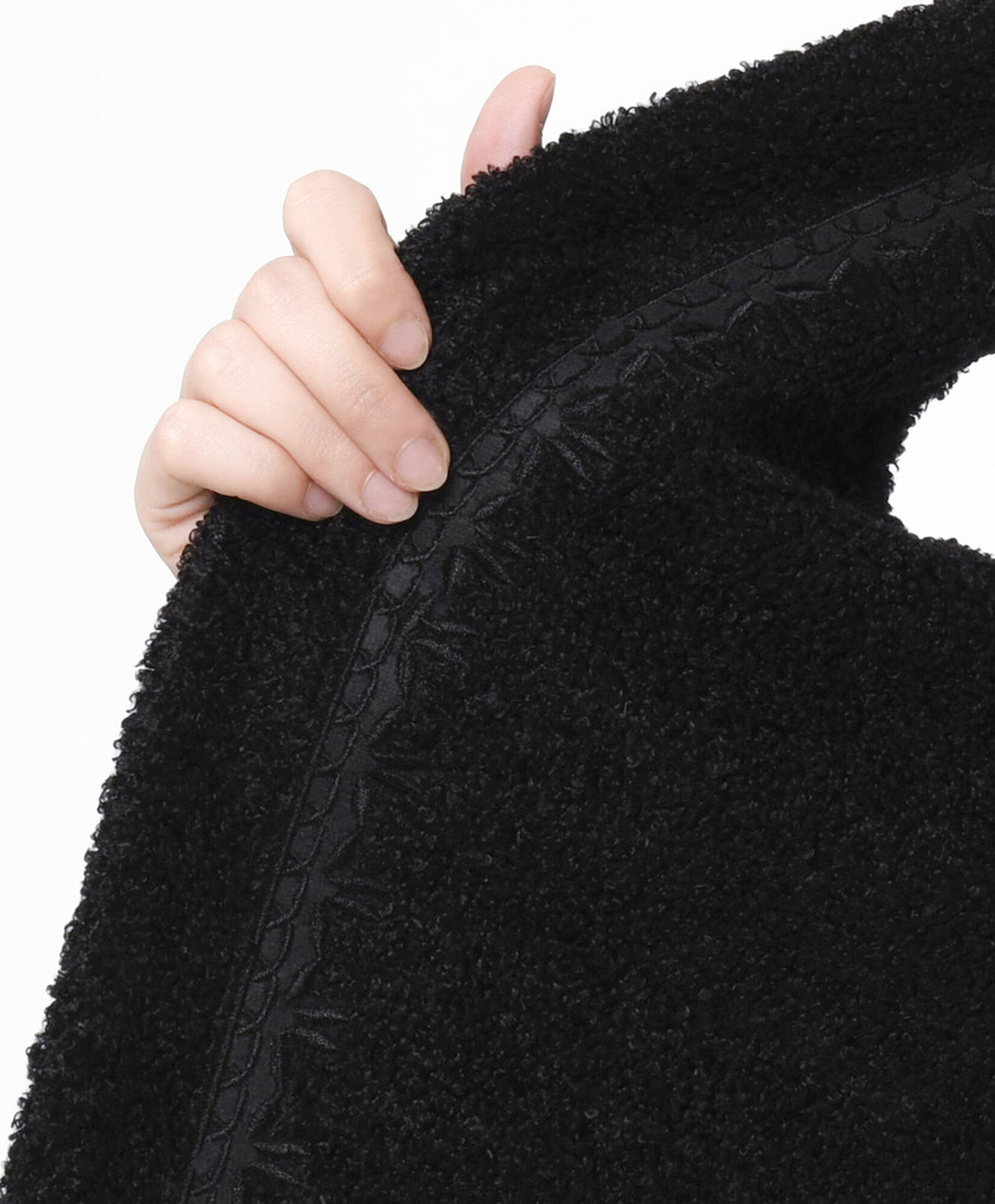 Chaqueta mujer gamuza bordada sin mangas Chaqueta mujer gamuza bordada sin mangas