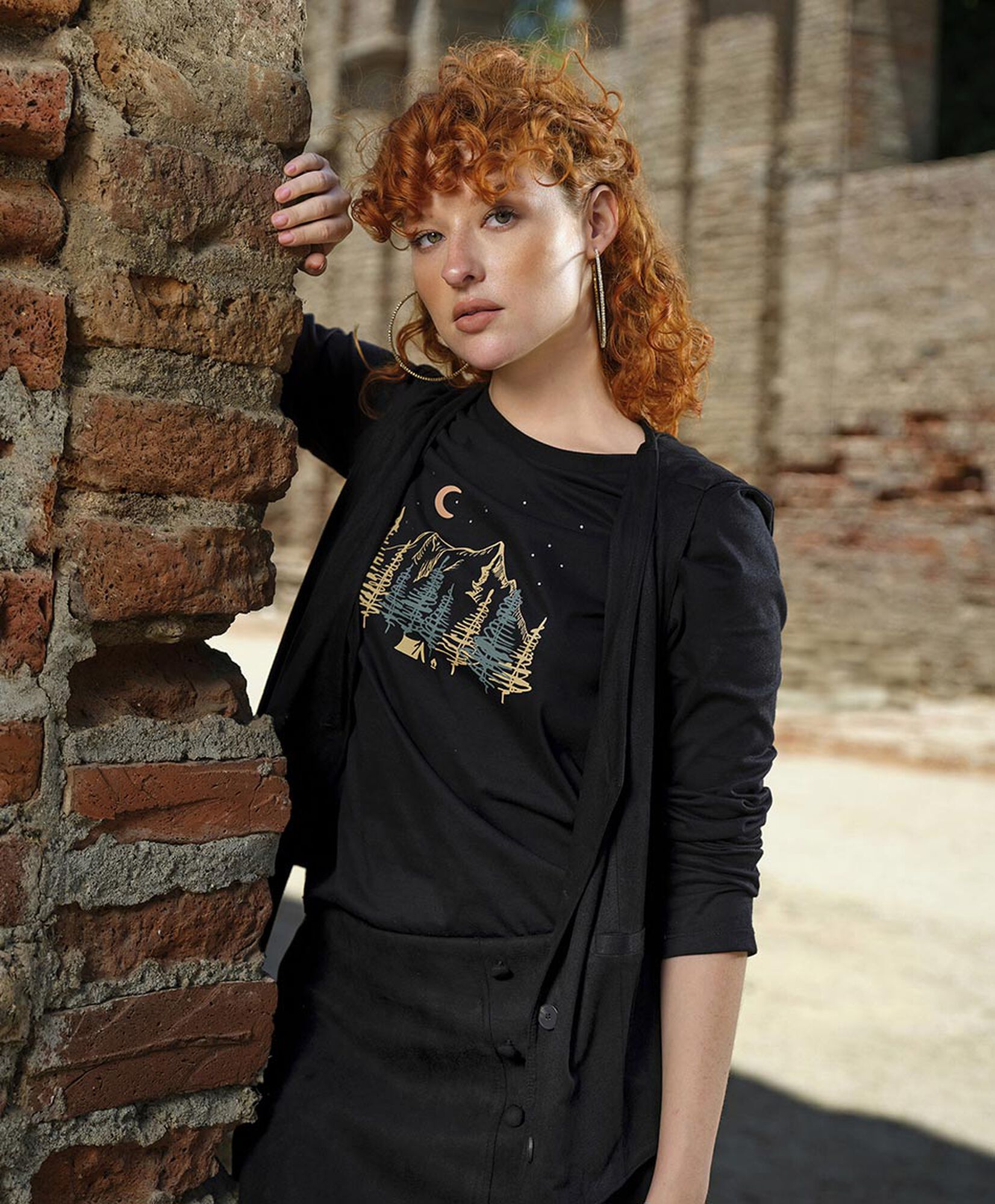 Polera mujer estampado nocturno Polera mujer estampado nocturno