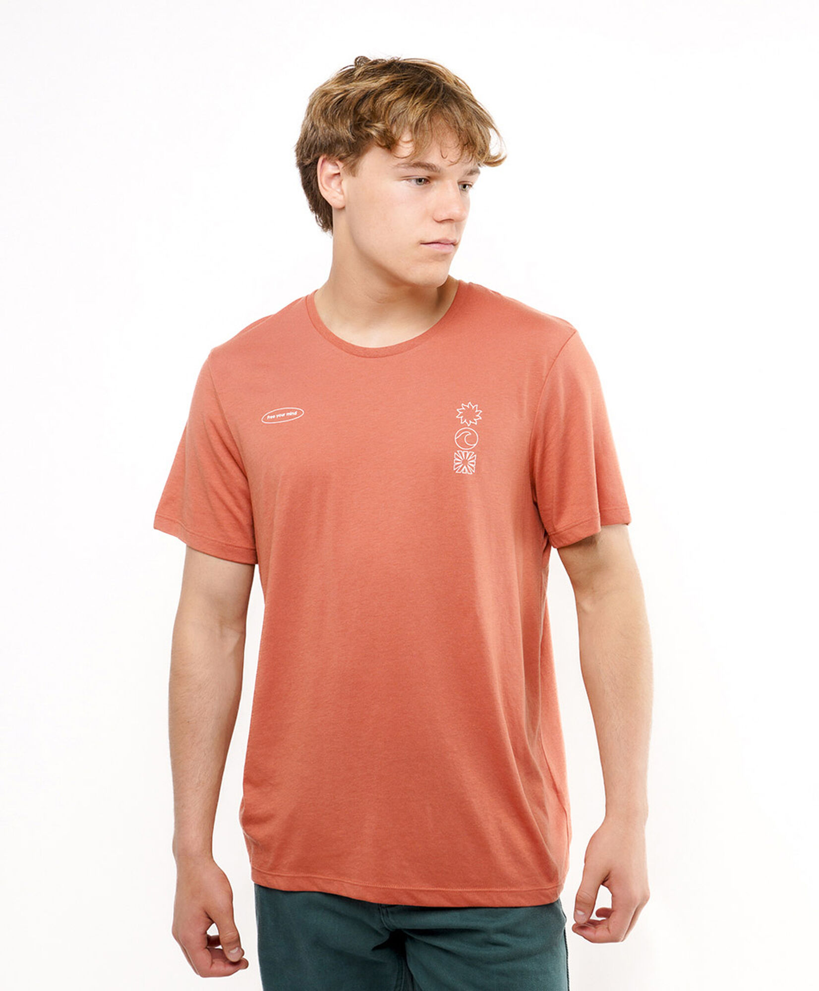 Polera hombre estampado doble free your mind Polera hombre estampado doble free your mind