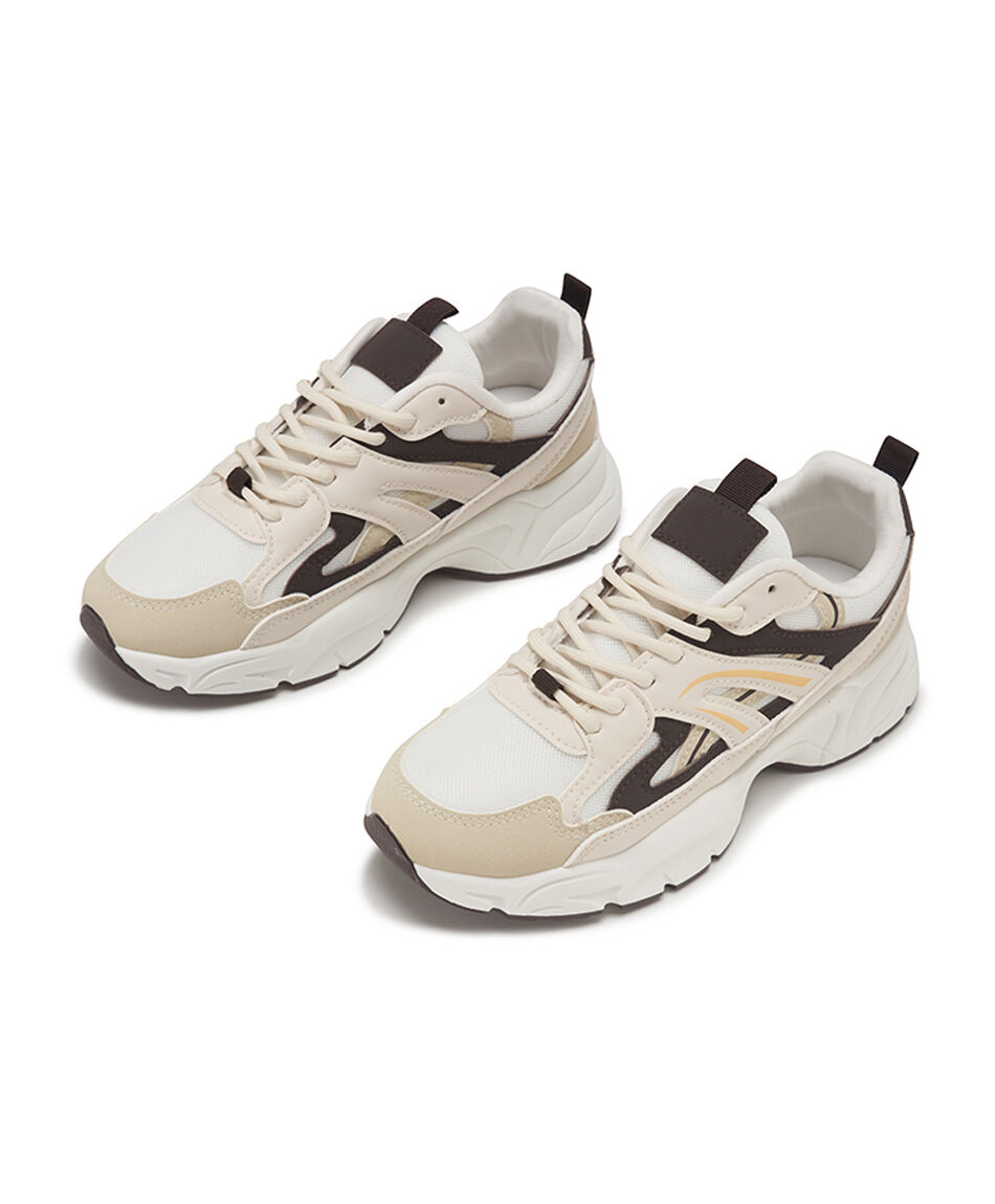 Zapatilla mujer retro urbana