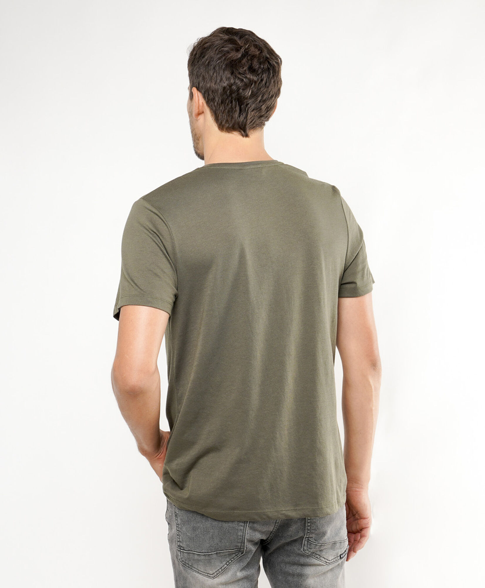 Polera hombre básica cuello v Polera hombre básica cuello v