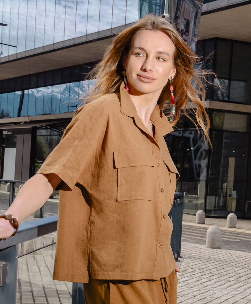 Blusa mujer lino bolsillos