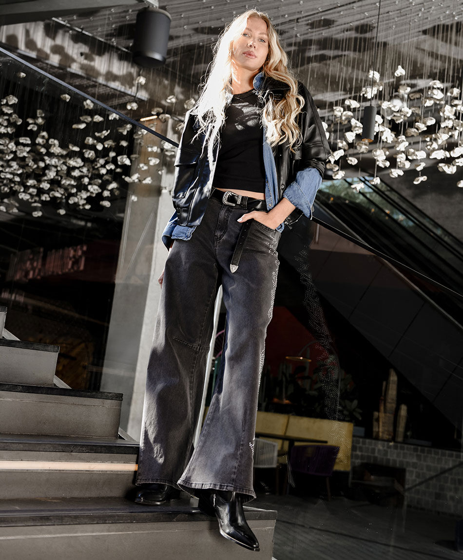 Jeans mujer dise&ntilde;o brillos wide leg