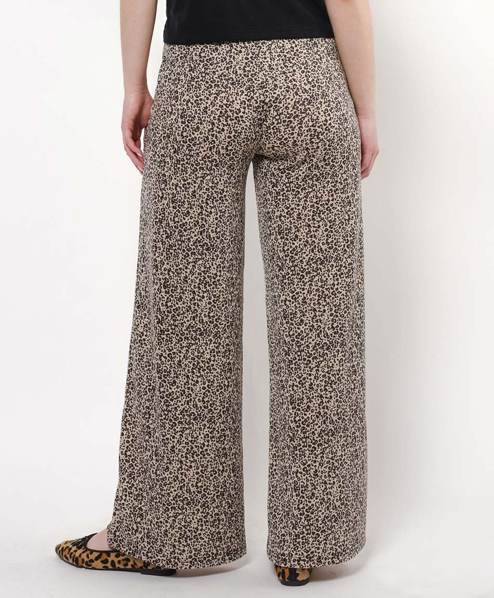 Pantalón mujer animal print wide Pantalón mujer animal print wide