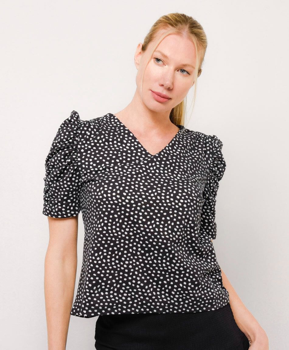 Polera mujer drapeada puntos