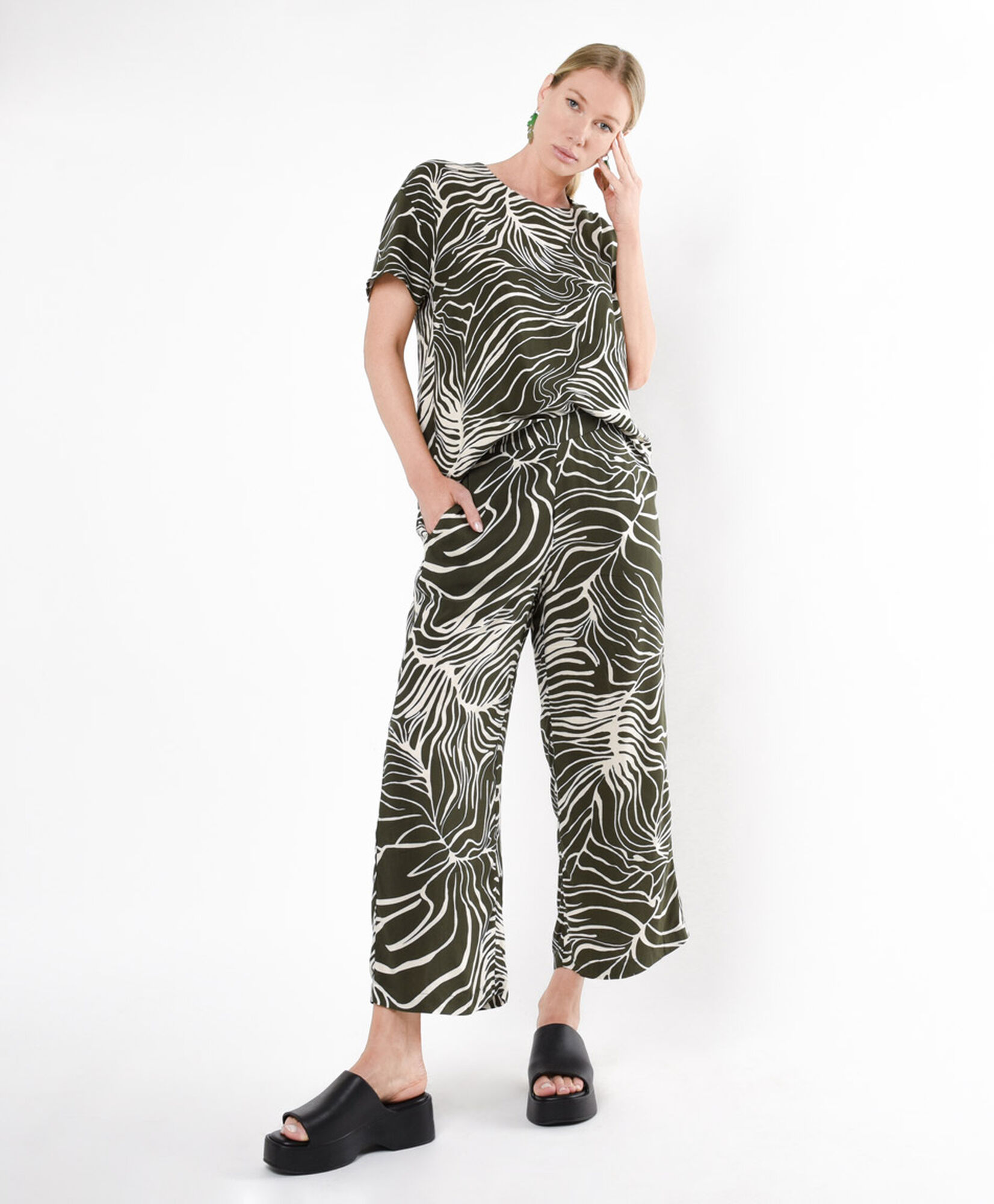 Pantalón mujer ondas Pantalón mujer ondas
