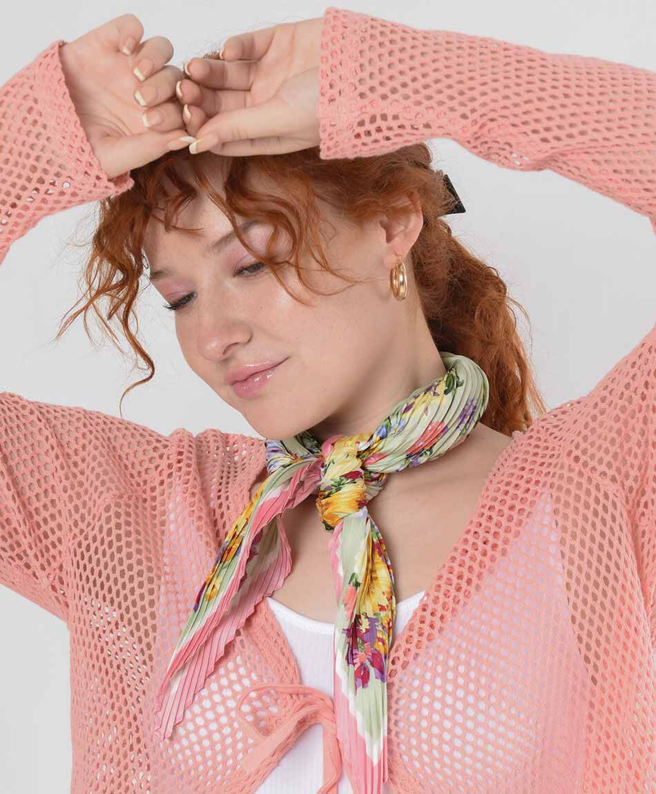 Set pa&ntilde;uelo plisado + aros argolla mujer