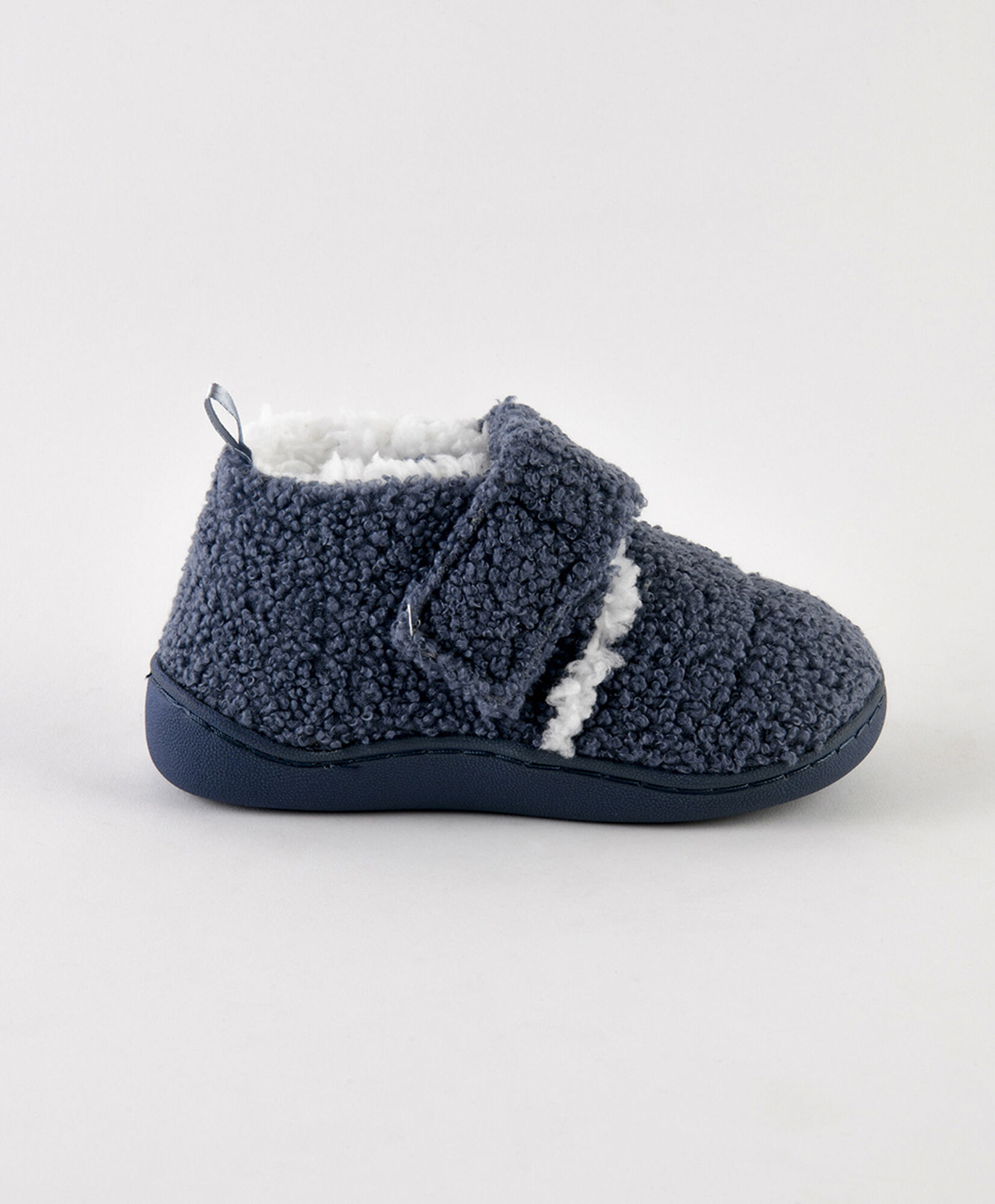 Pantufla infantil (23 a 29) azul chiporro Pantufla infantil (23 a 29) azul chiporro
