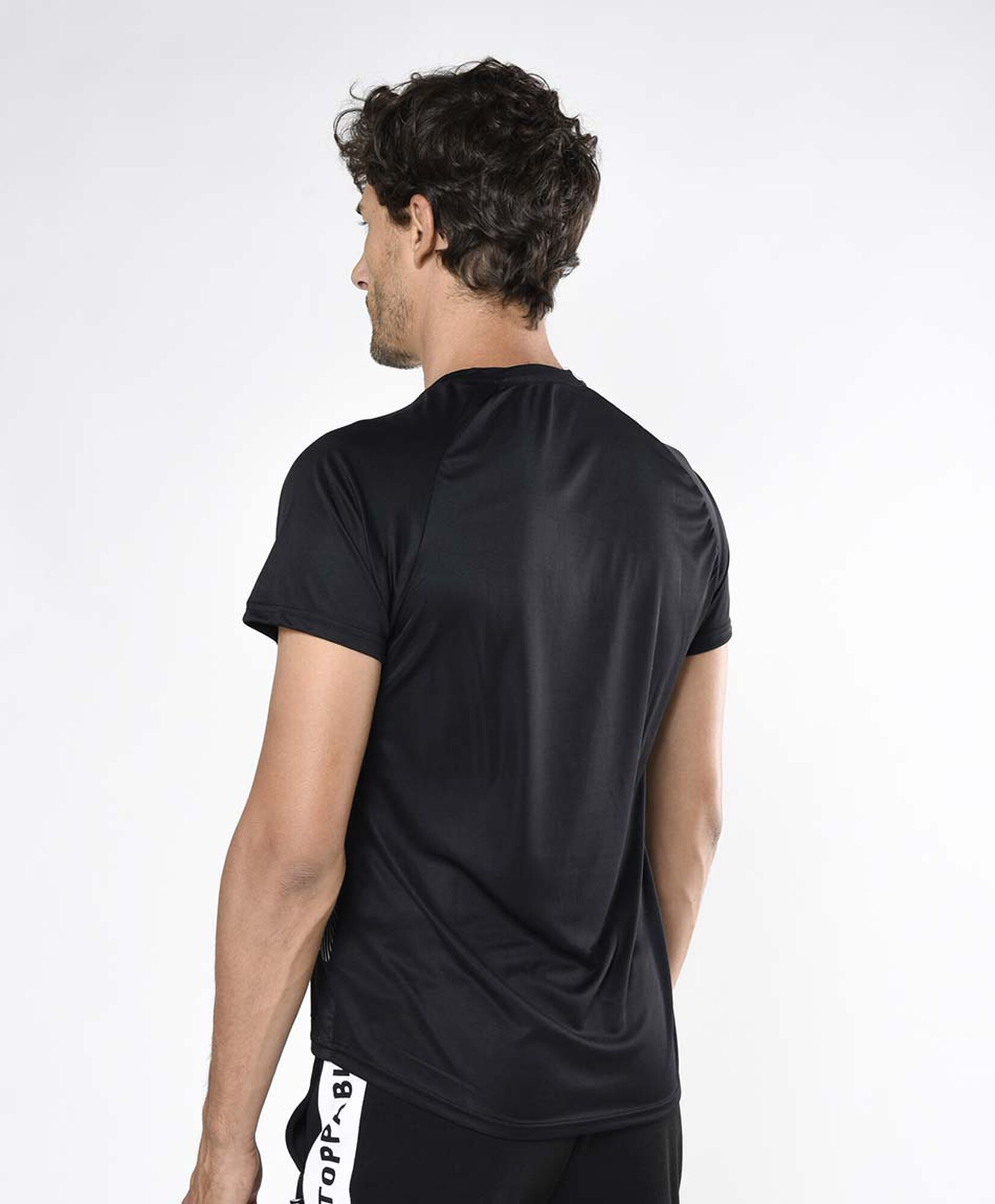 Polera deportiva hombre running líneas Polera deportiva hombre running líneas