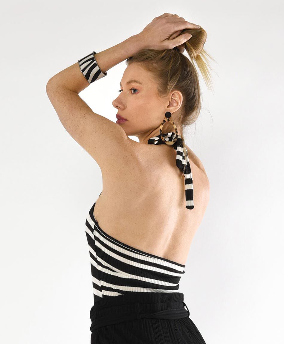 Polera ajustada tirantes
