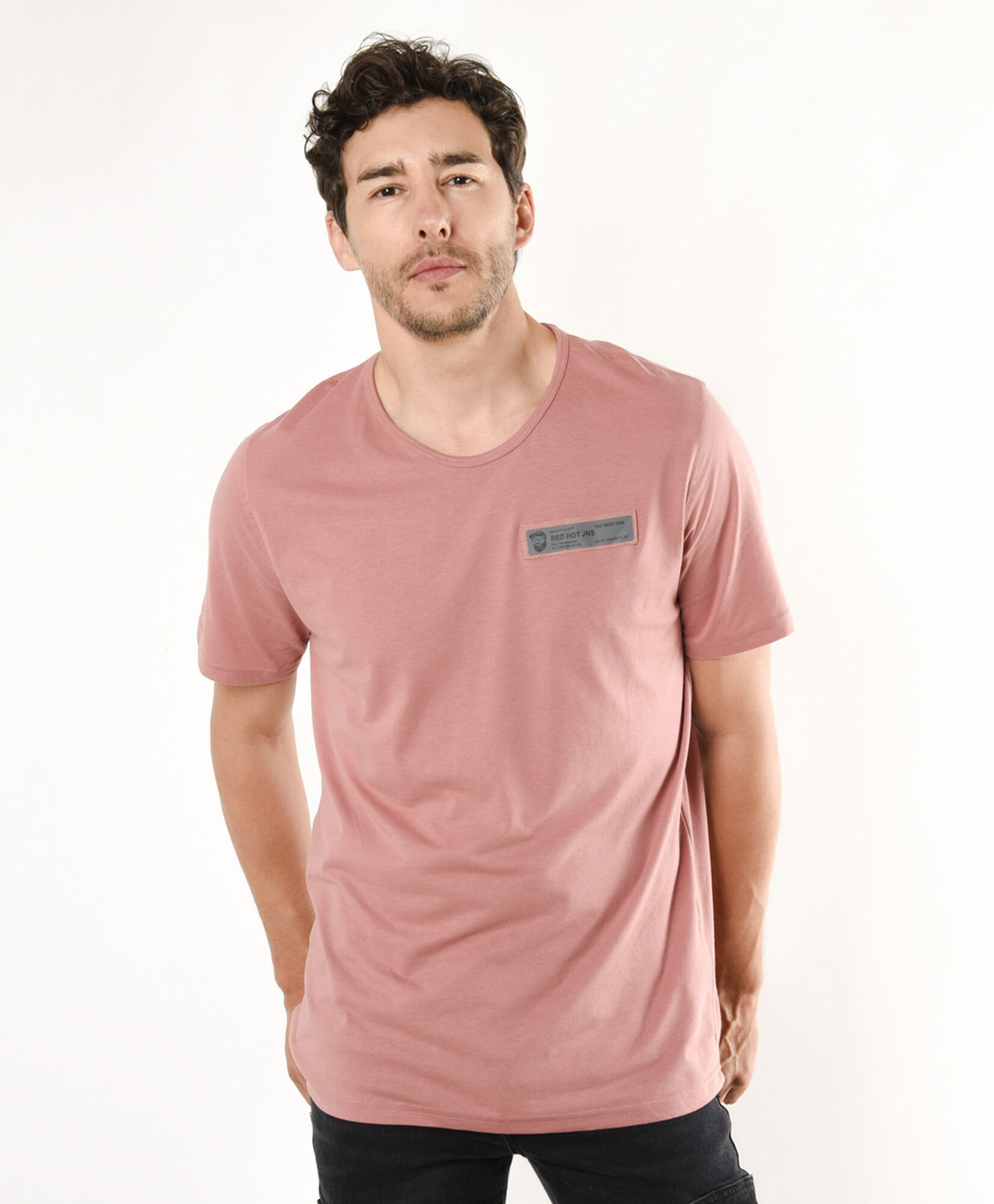 Polera hombre lisa colores parche Polera hombre lisa colores parche