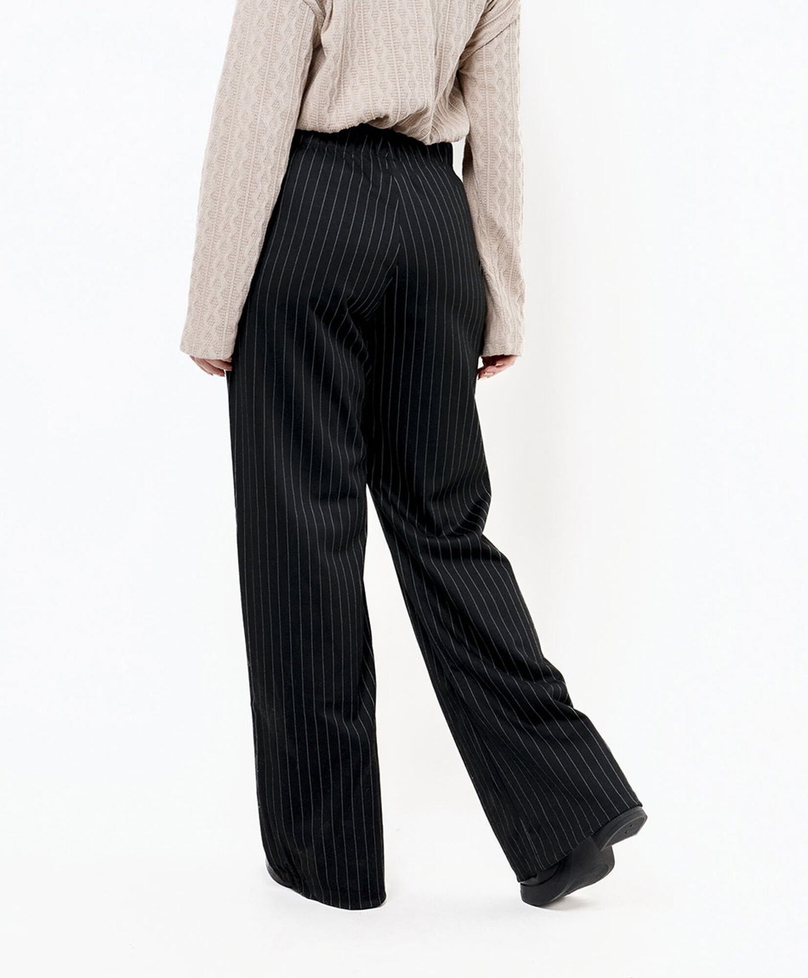 Pantalón mujer líneas black Pantalón mujer líneas black