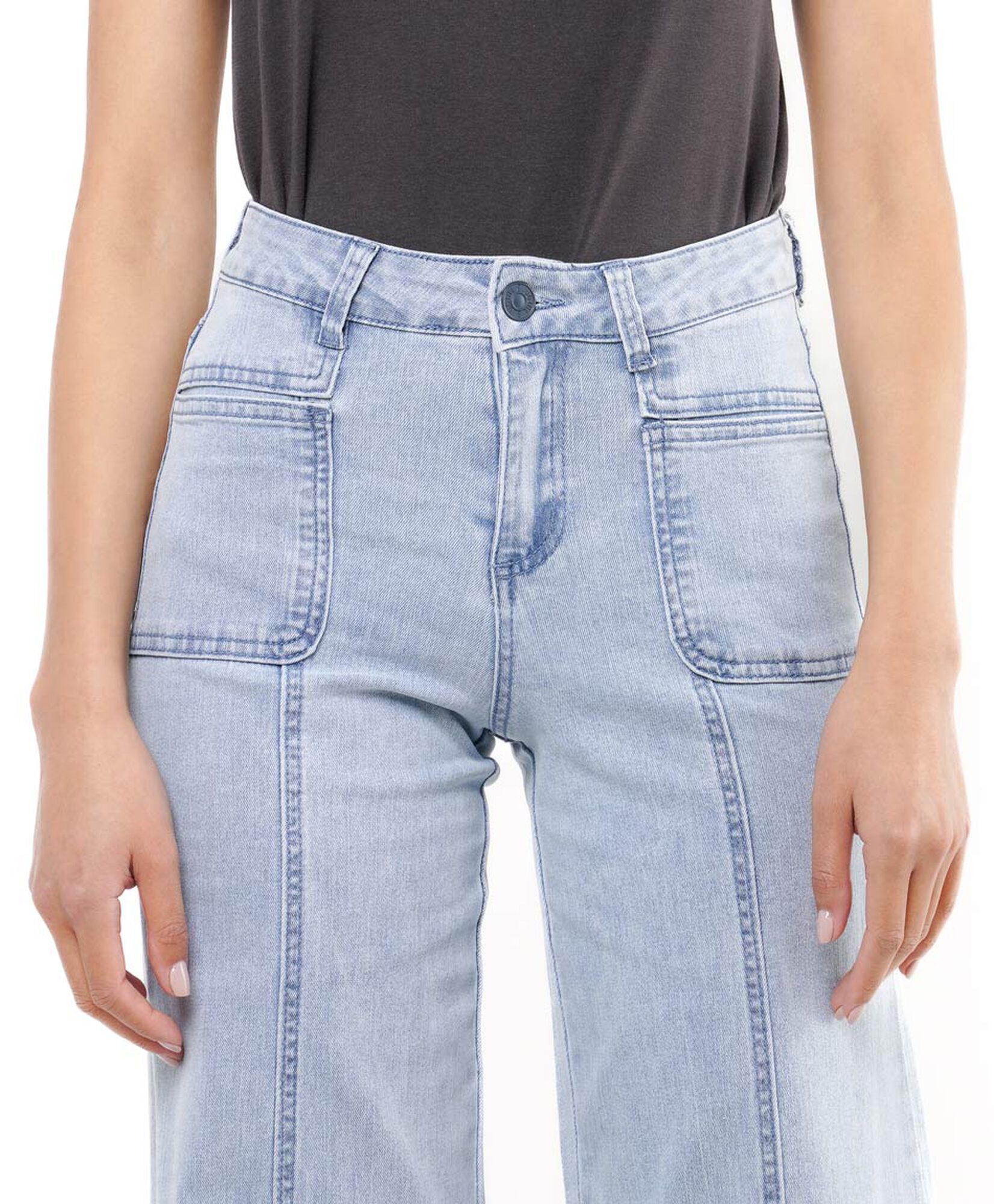 Jeans mujer bolsillos diseño frontal flare Jeans mujer bolsillos diseño frontal flare