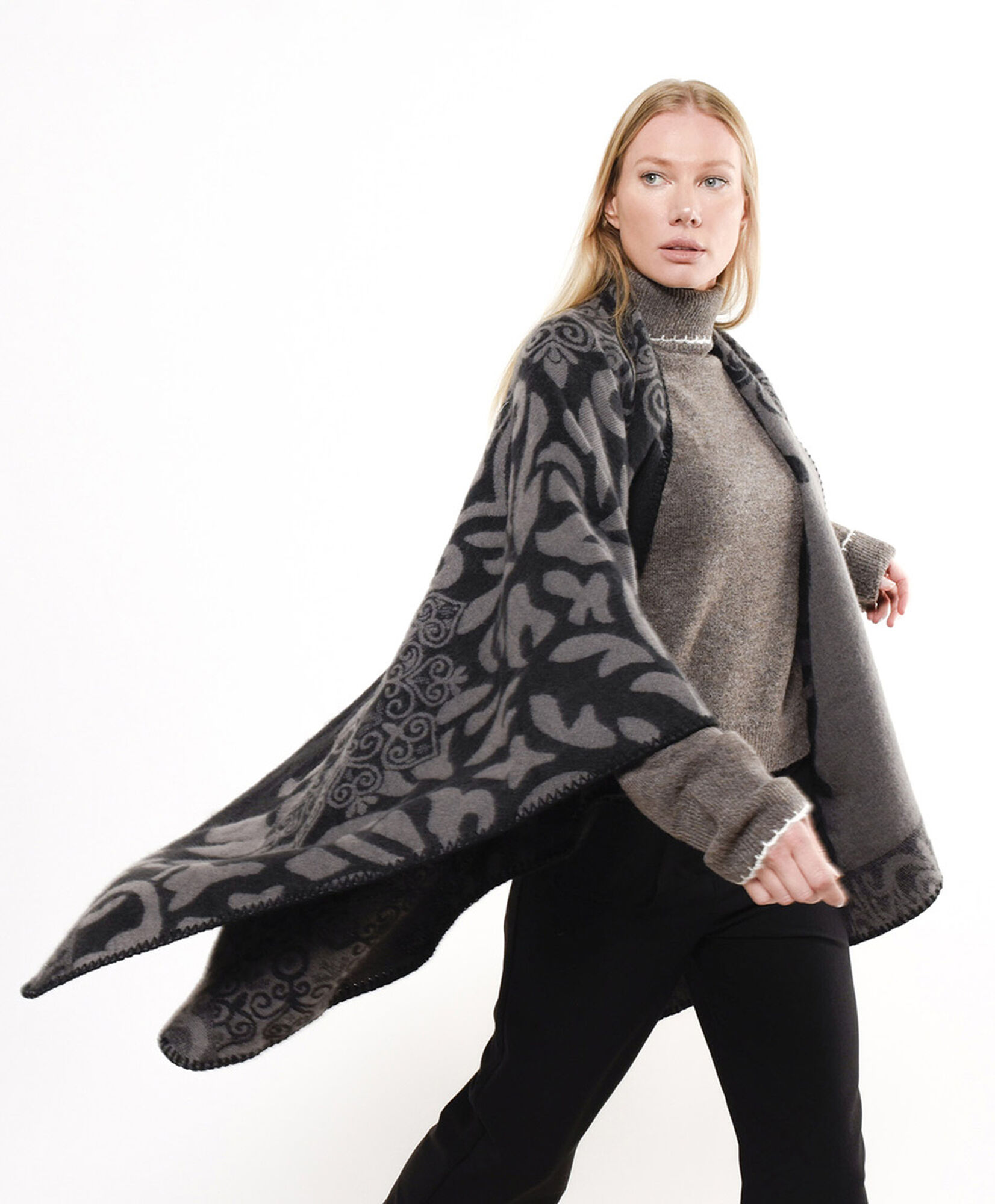 Poncho mujer diseño Poncho mujer diseño