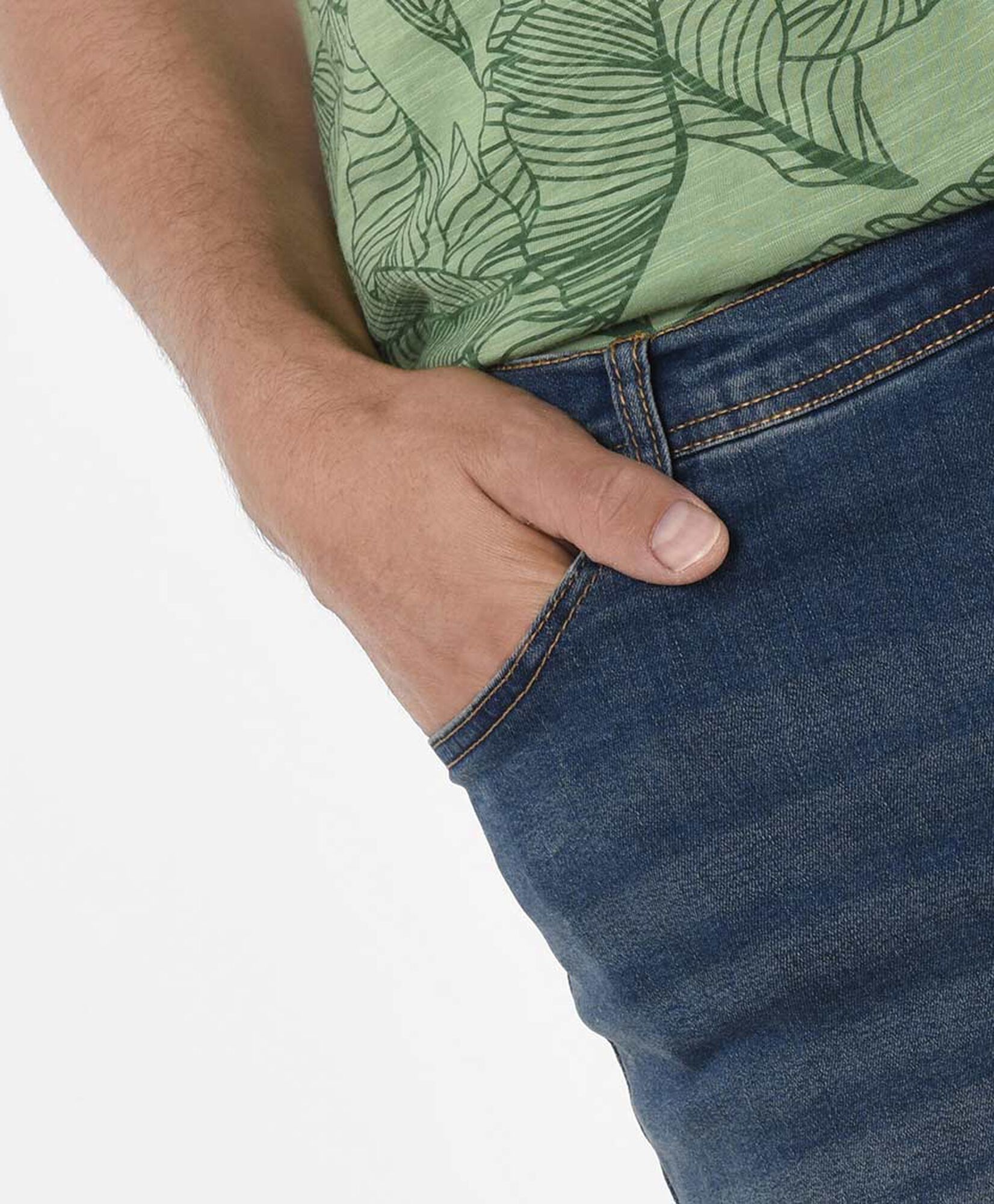 Short hombre denim desgastado Short hombre denim desgastado