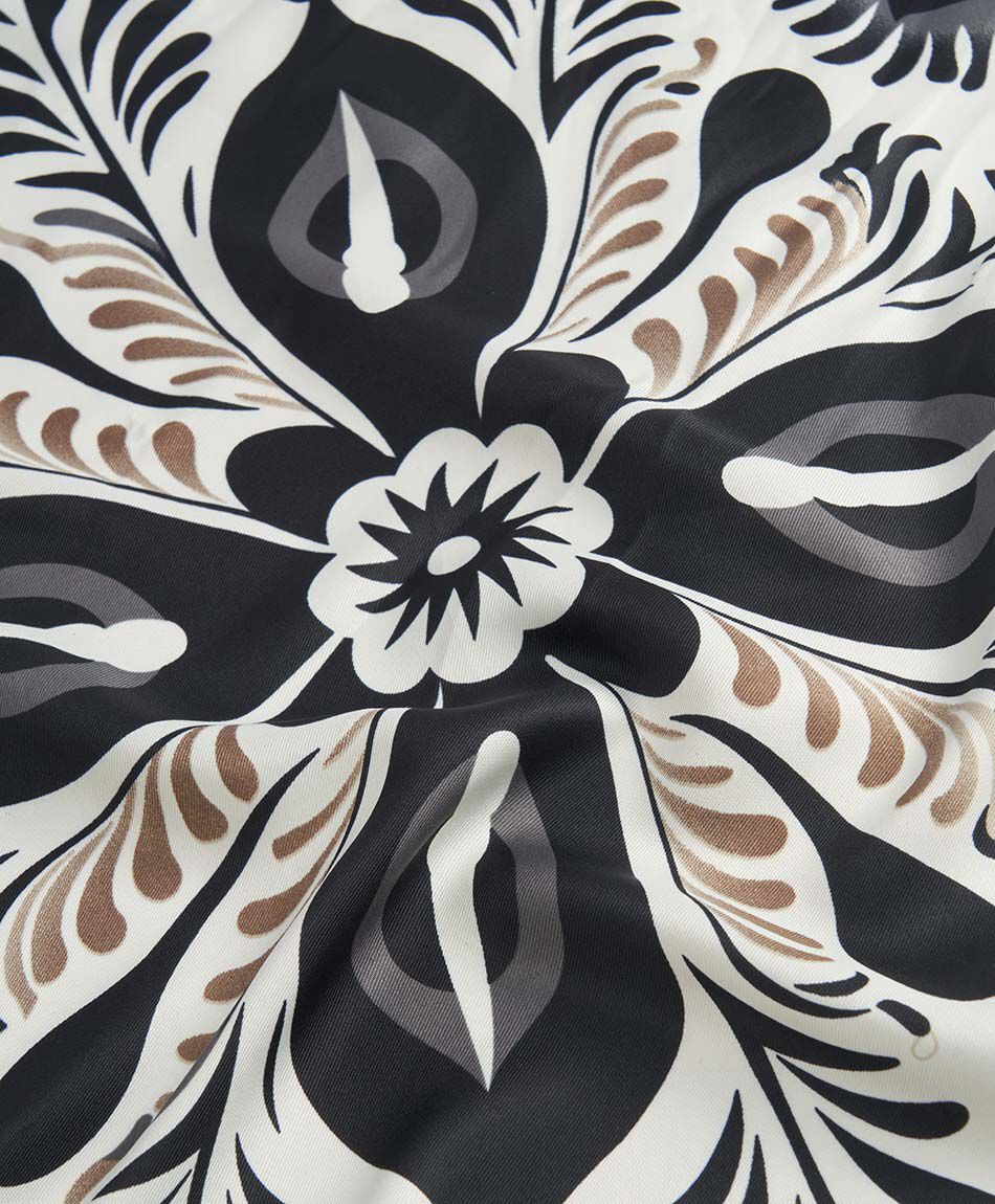 Pa&ntilde;uelo mujer urban clasic