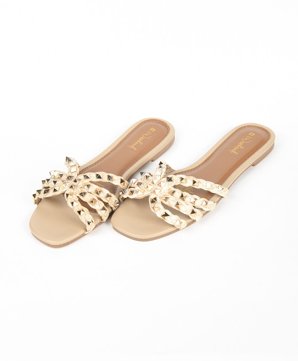 Sandalia mujer tachas