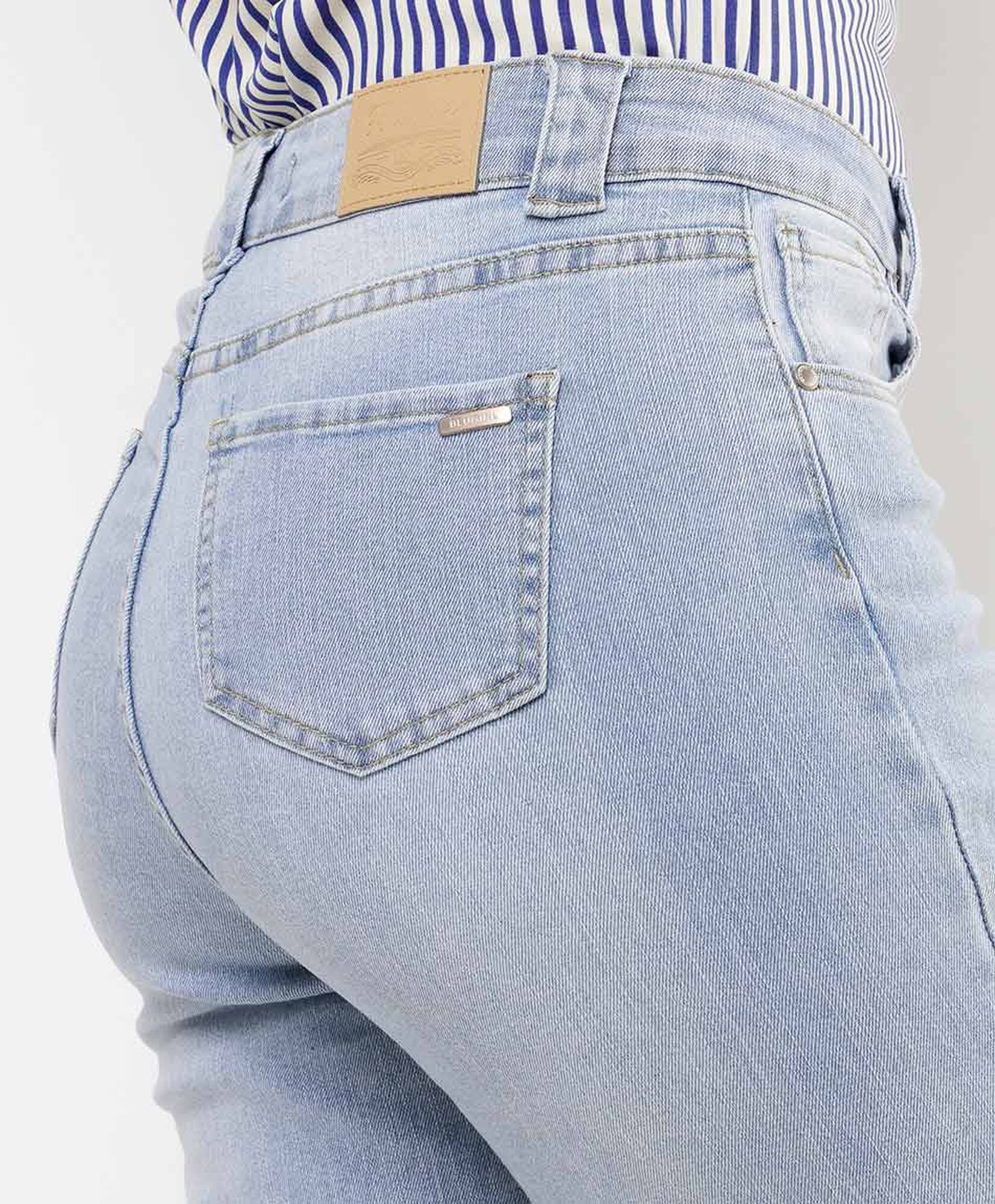 Jeans mujer claro flare Jeans mujer claro flare