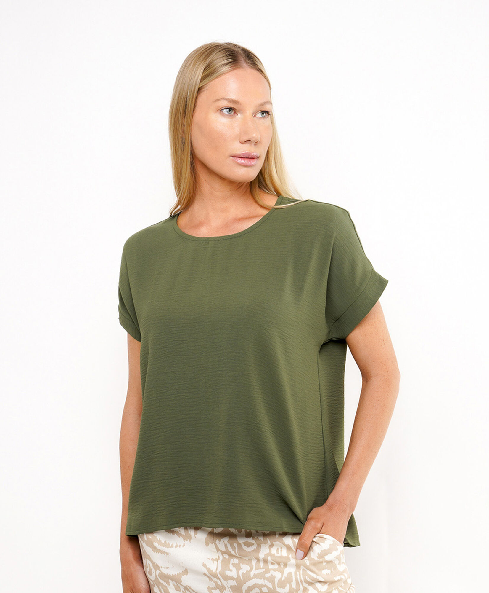 Blusa mujer manga doblada Blusa mujer manga doblada