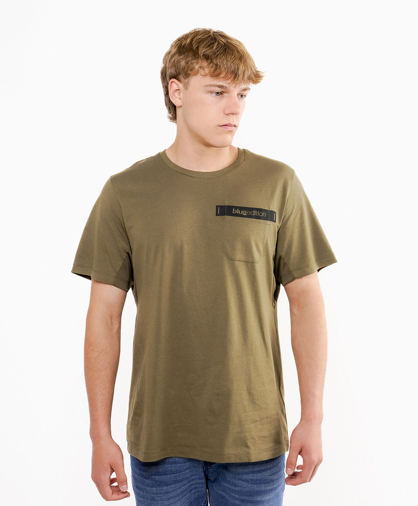 Polera hombre diseño bolsillo Polera hombre diseño bolsillo
