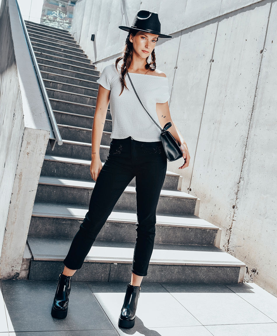 Pantalón mujer negro brillitos