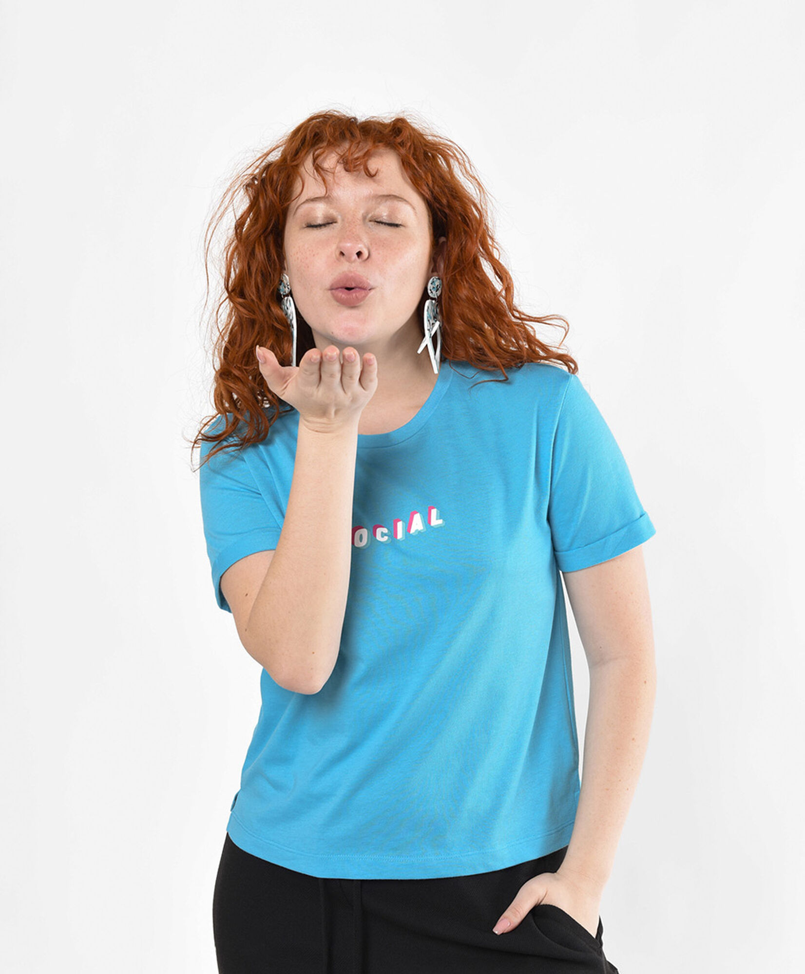 Polera mujer estampado social Polera mujer estampado social