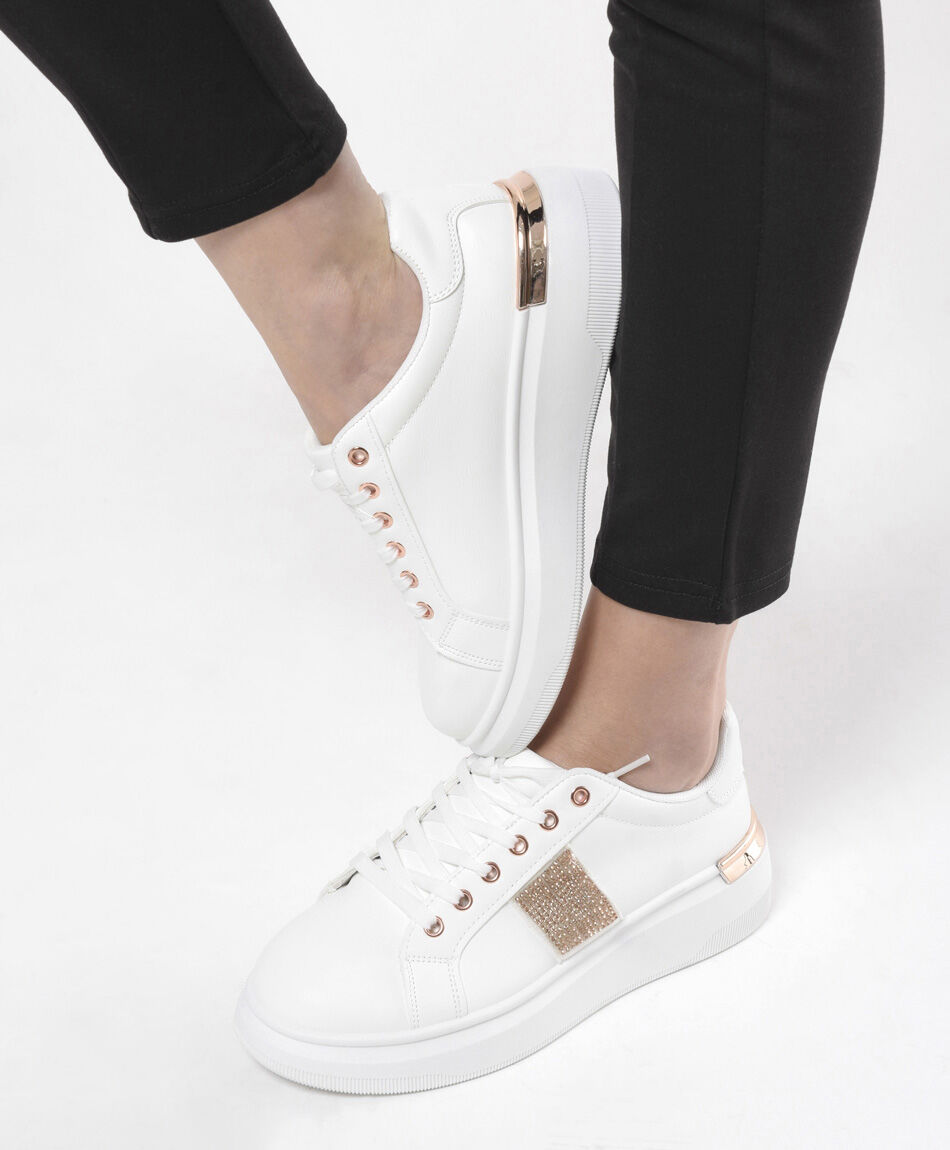 Zapatilla mujer brillos laterales plataforma