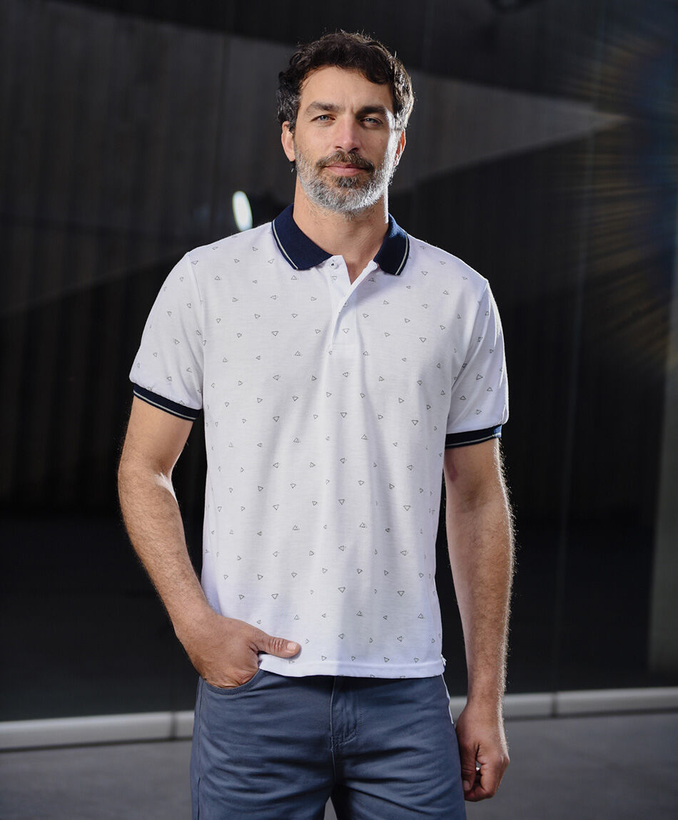 Polera hombre polo tri&aacute;ngulos