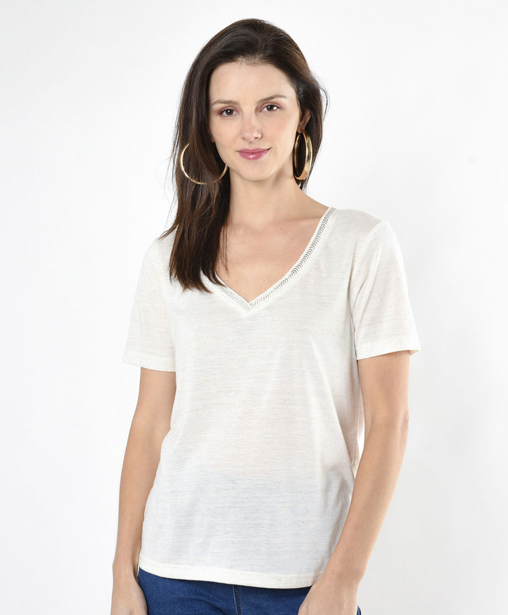 Polera mujer cuello bordado Polera mujer cuello bordado
