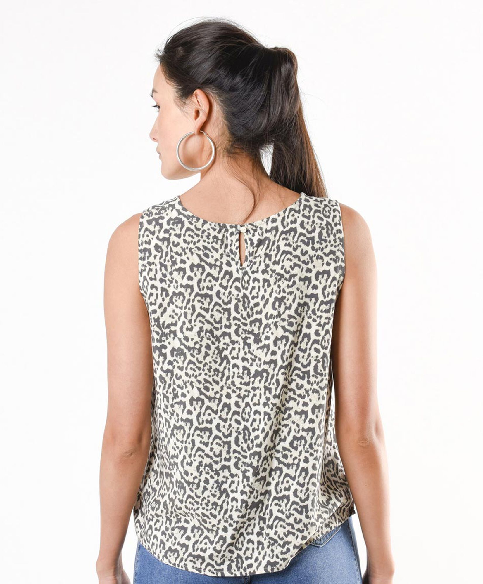 Blusa mujer animal print sin mangas Blusa mujer animal print sin mangas