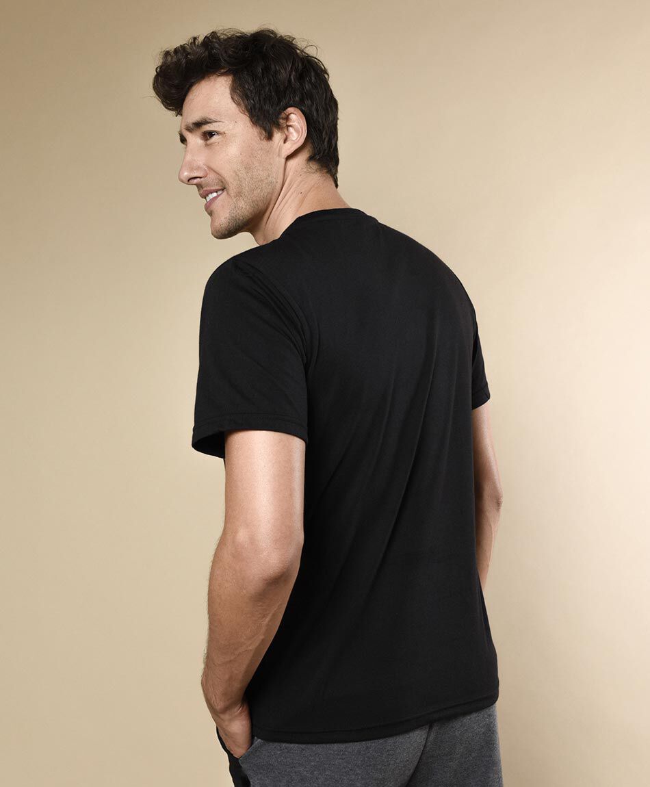 Polera deportiva manga corta cuello redondo