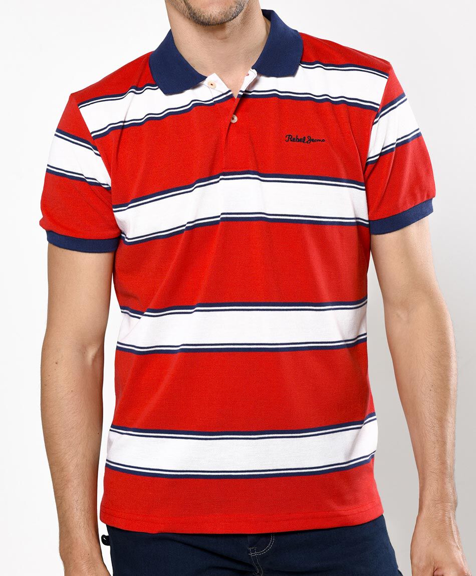 Polera manga corta cuello piqu&eacute;