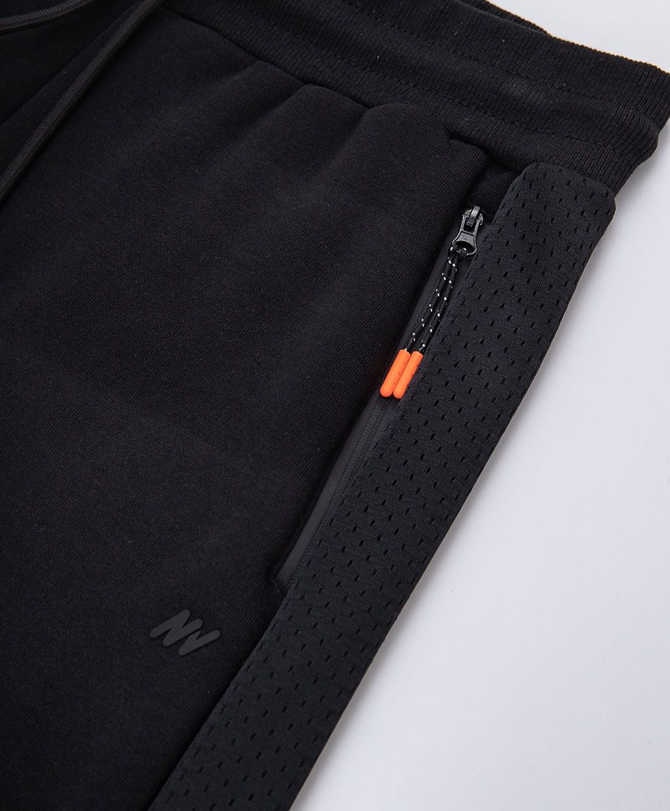 Pantal&oacute;n deportivo hombre liso negro