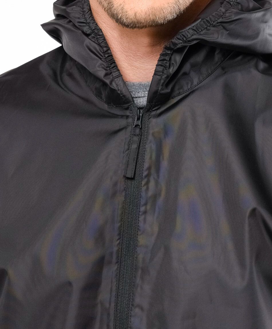 Cortaviento hombre liso negro