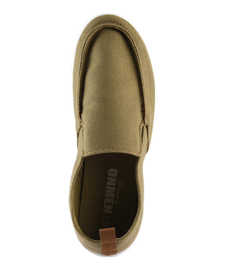 Zapatilla casual slip on