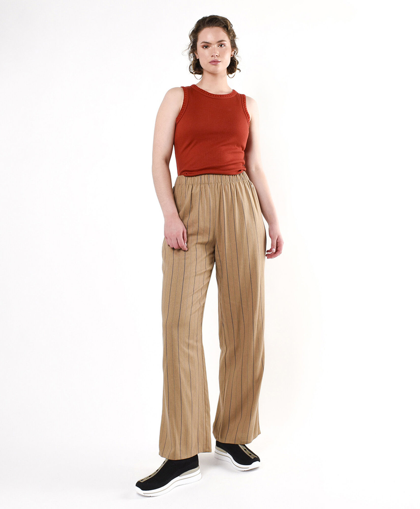 Pantalón mujer líneas Pantalón mujer líneas