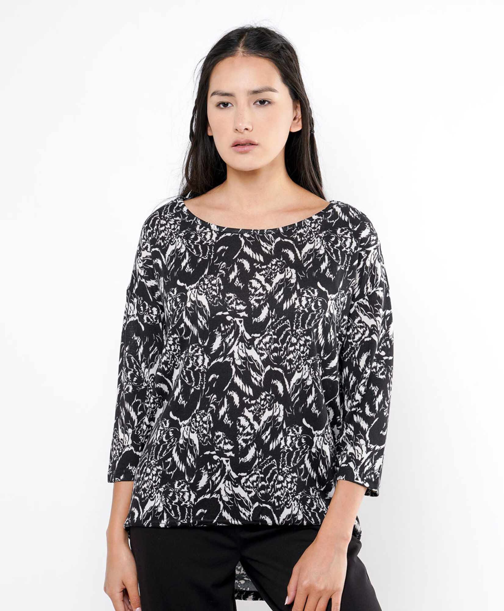 Polera mujer floreada lanosa Polera mujer floreada lanosa