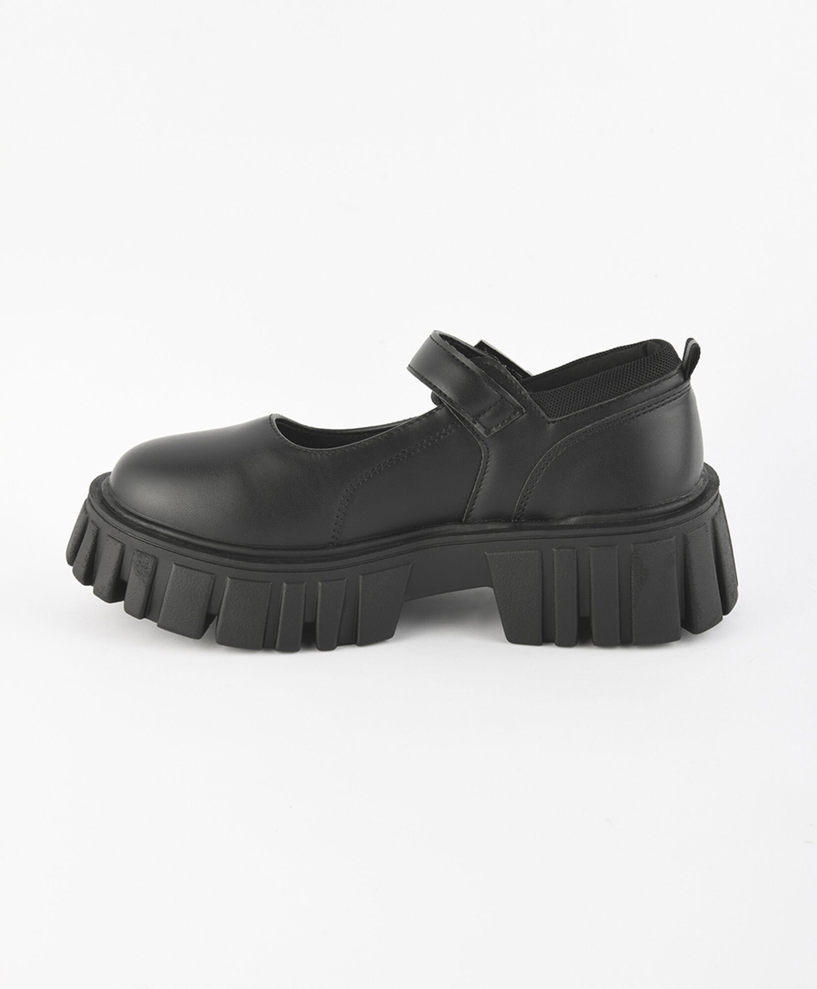 Zapato escolar (34 a 39) plataforma Zapato escolar (34 a 39) plataforma