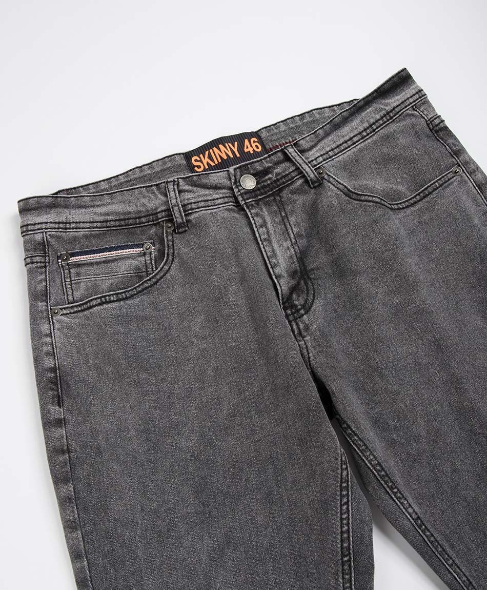 Jeans hombre skinny gris