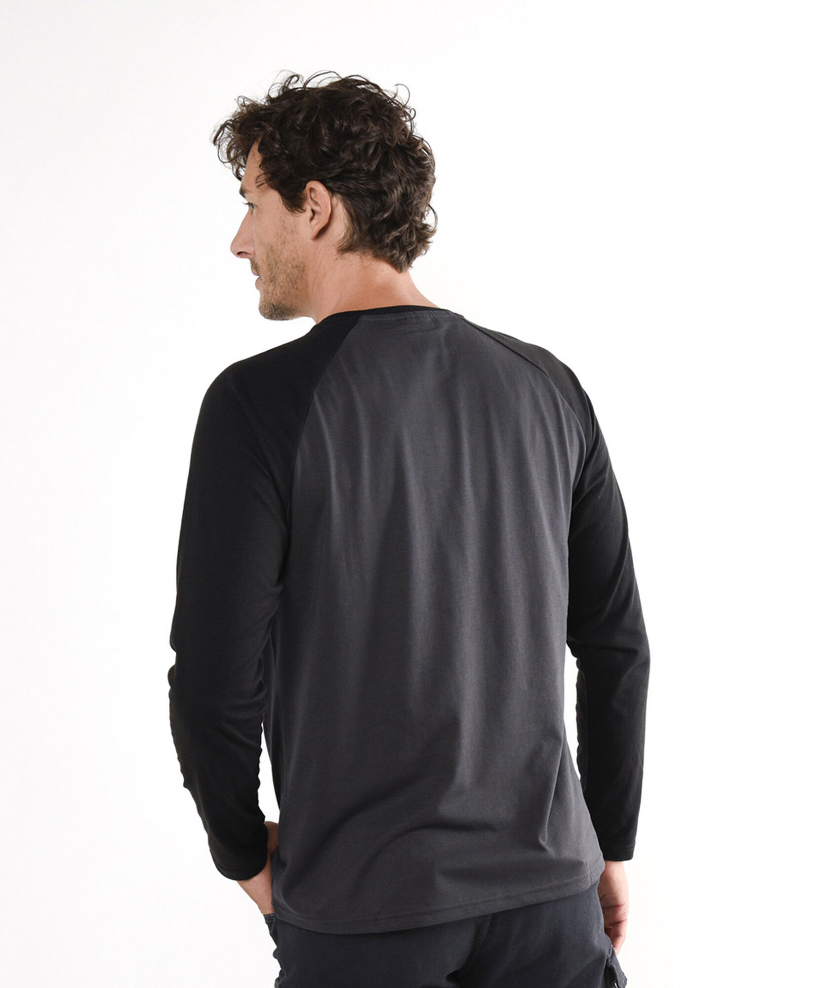 Polera hombre bicolor redhot Polera hombre bicolor redhot