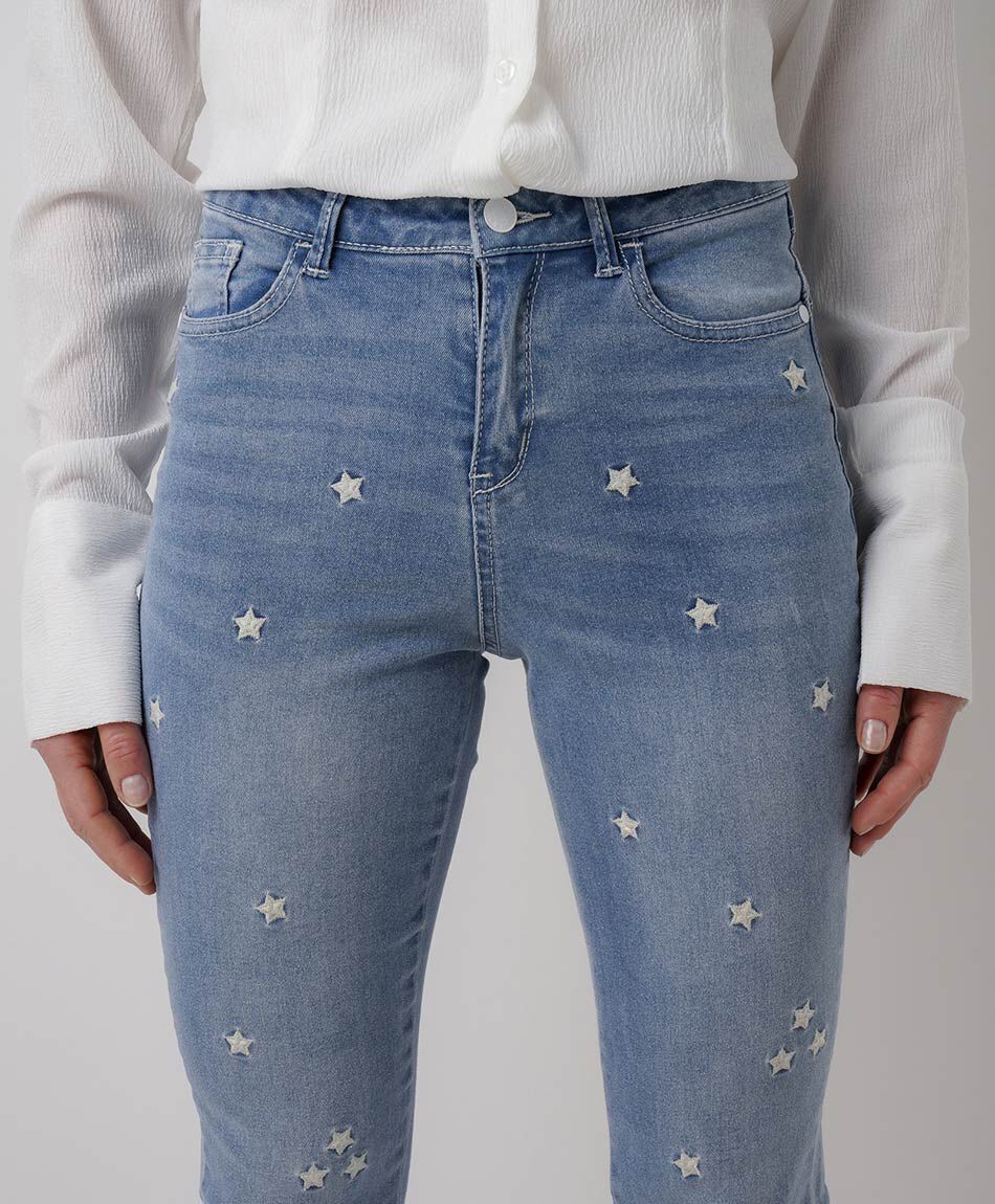 Jeans mujer skinny fit bordado estrellas