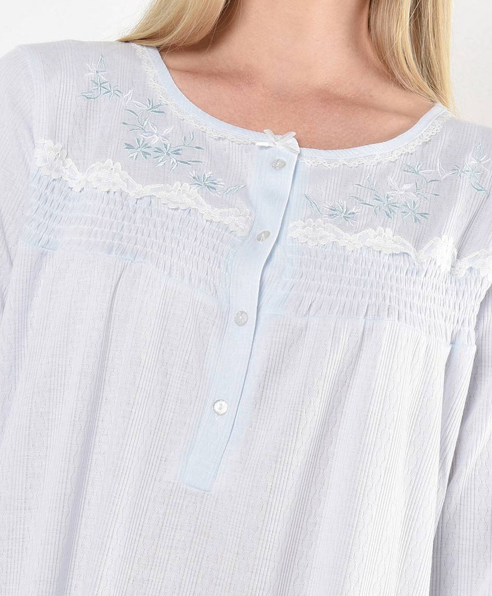 Camisa de dormir mujer bordada azul Camisa de dormir mujer bordada azul