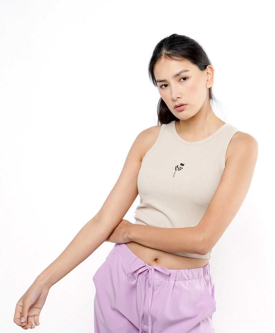 Polera mujer bordado flor